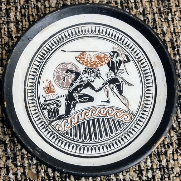 Set of 3 vintage hand painted ceramic plates made in Greece - Picture 2 of 6